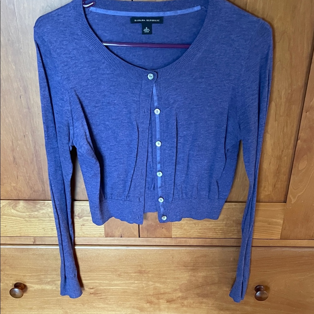 Banana Republic Lavender Purple Cropped Button Cardigan